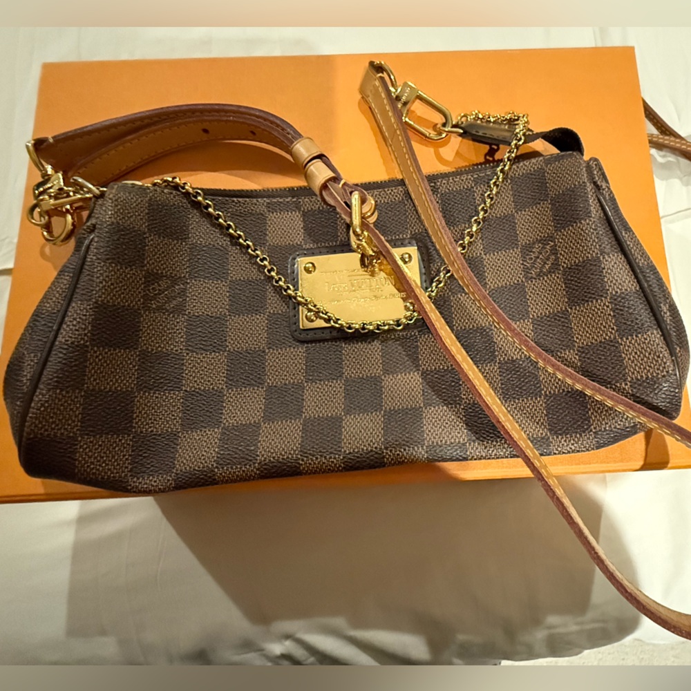 Louis Vuitton Damier Ebene Eva Pochette - Picture 9 of 9